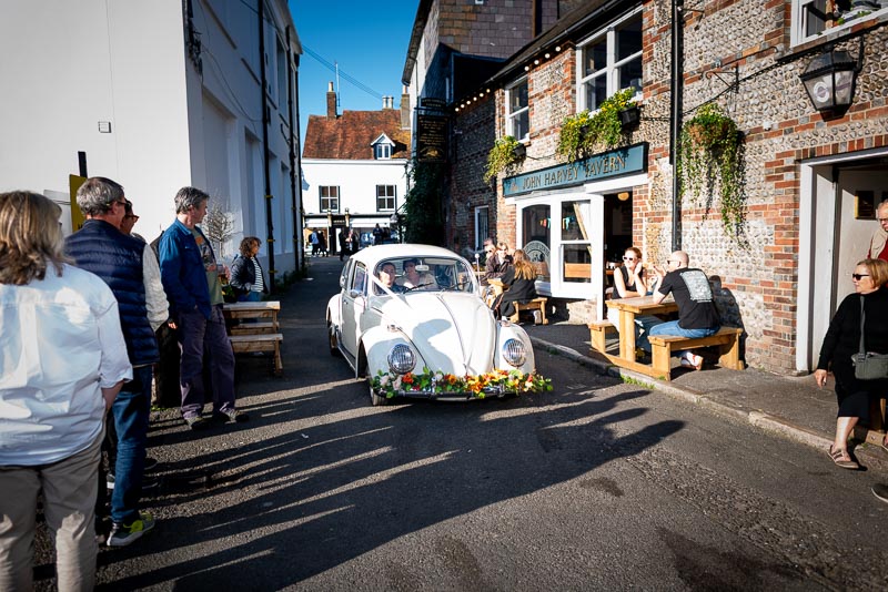 Lola and Laurence arrive at the John Harvey Tavern, Lewes in style.